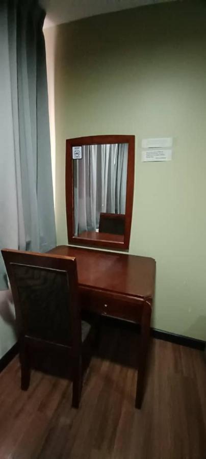 Hotel Sadong88 Kota Kinabalu Eksteriør bilde