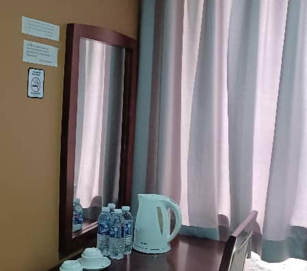 Hotel Sadong88 Kota Kinabalu Eksteriør bilde