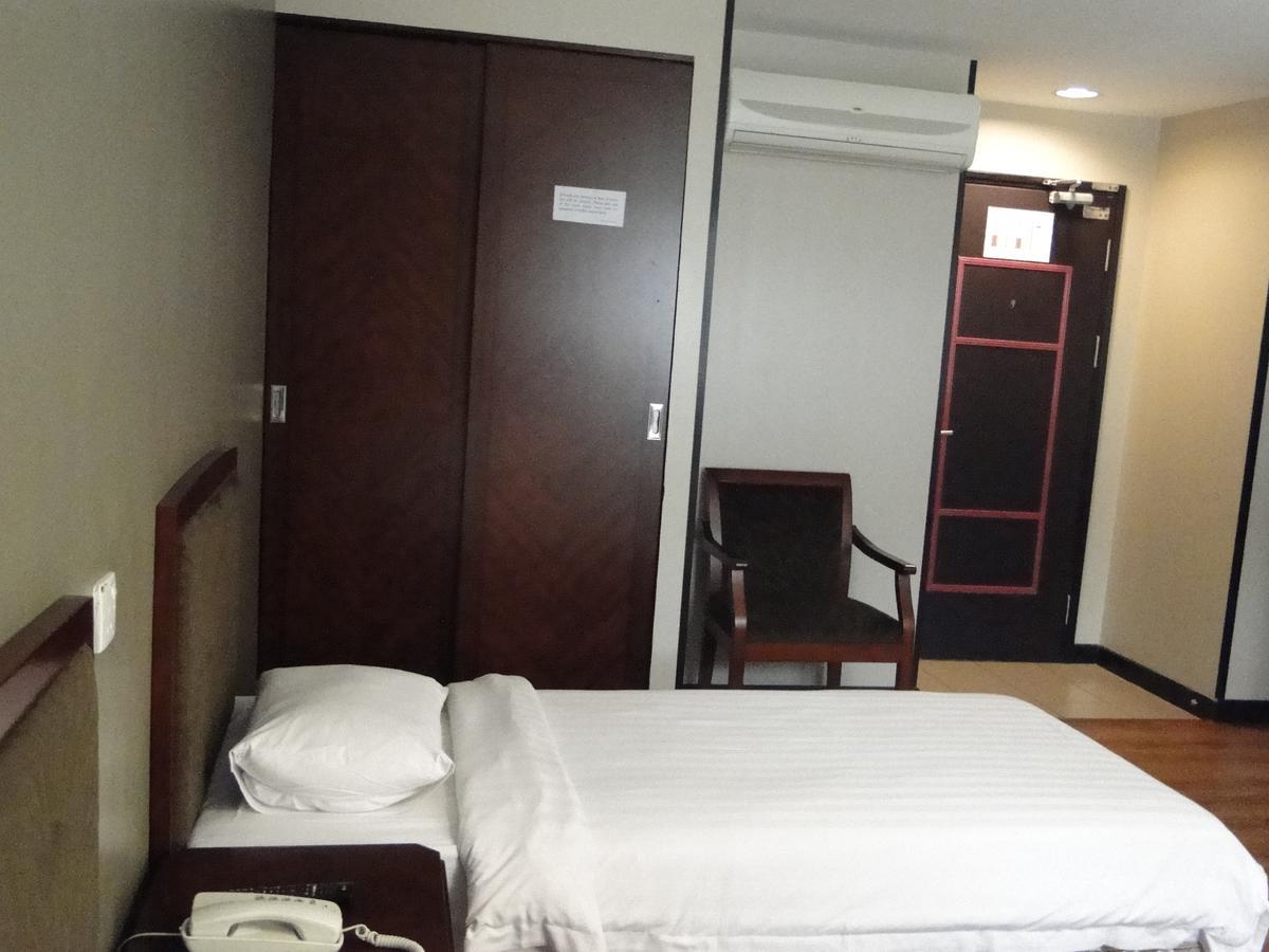 Hotel Sadong88 Kota Kinabalu Eksteriør bilde